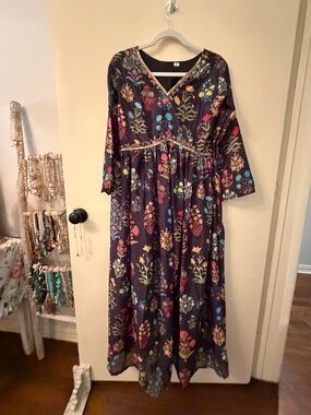 Black V-Neck Maxi top with Empire Waist